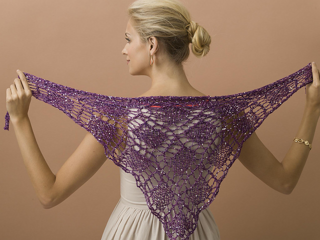 Diamond Lace Shawlette