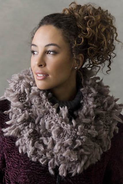 Tolstoy Faux-Fur Cowl
