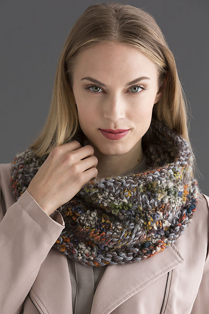 Viola Cowl