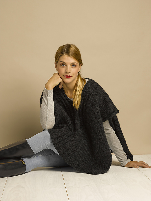 Helena Poncho