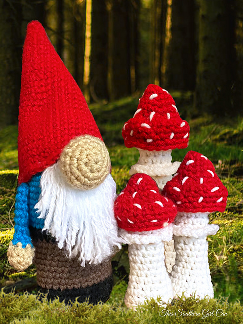 Gnome and Toadstool Set