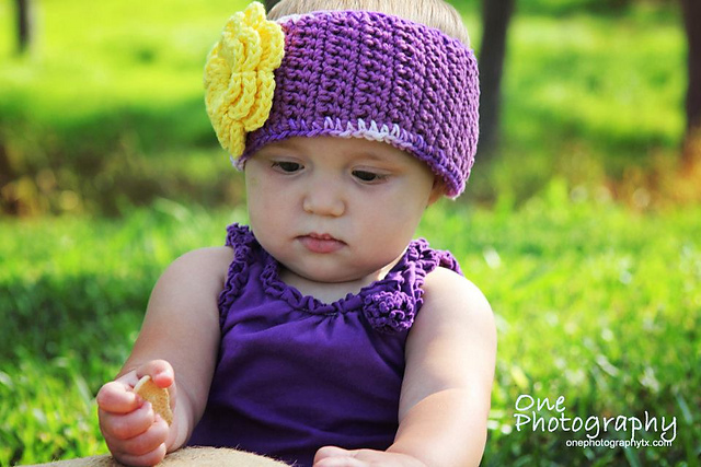 Ravelry: Cotton Ear Warmer with Flower Blossom pattern by Gabrielle Hellwig