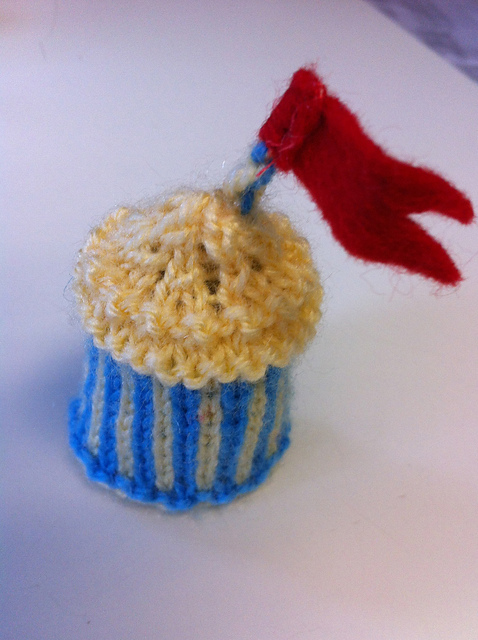 Big Knit Big Top