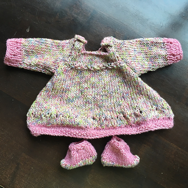 Knitted Dolls Clothes