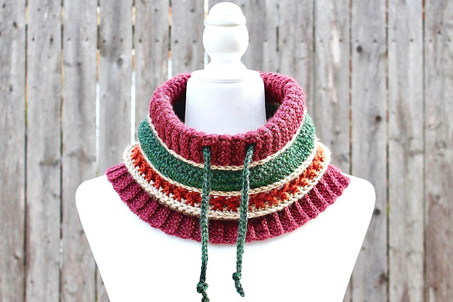 Persinette Drawstring Cowl