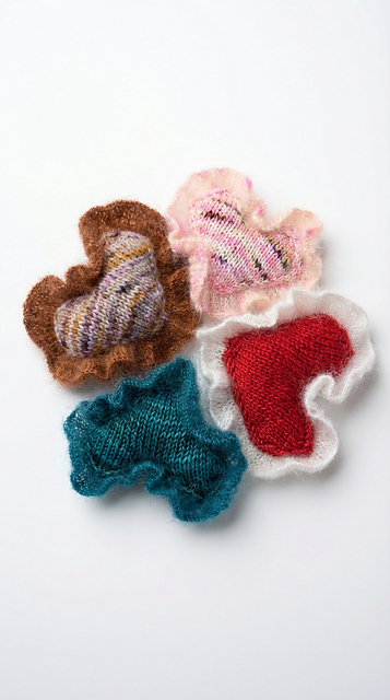 Heart with ruffle