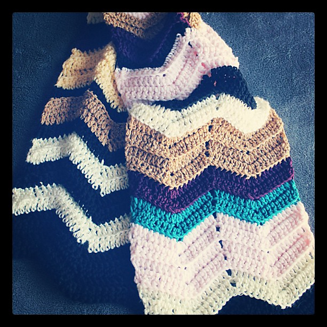 Zig Zag Scarf