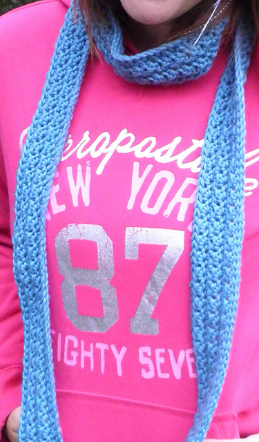 Skinny scarf