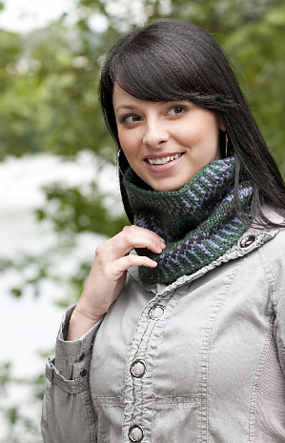 128 Chunky Fair Isle Cowl