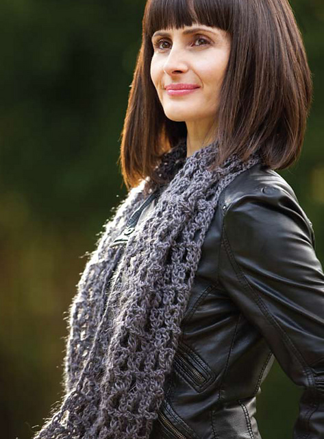 V-Stitch Crochet Cowl