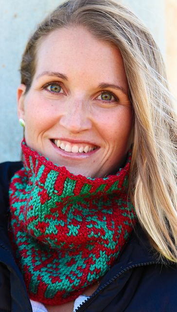 Festivus Cowl