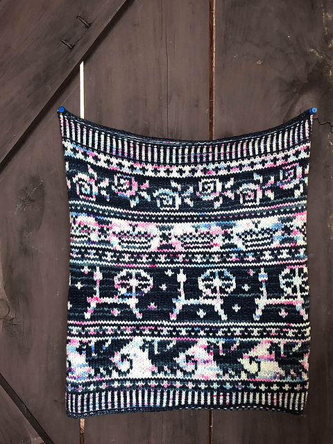 Briar Rose Cowl