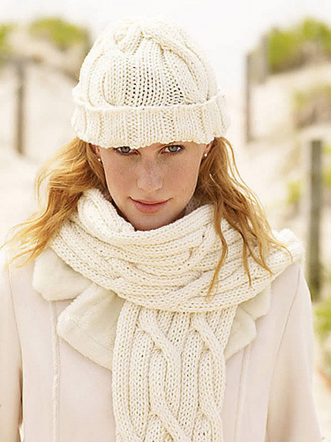 #04 Cabled Hat & Scarf
