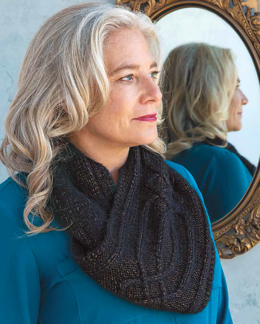 Mirror of Erised Cabled Cowl