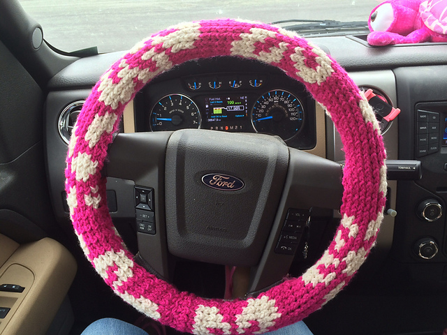 Hawaiian flower wheel cover