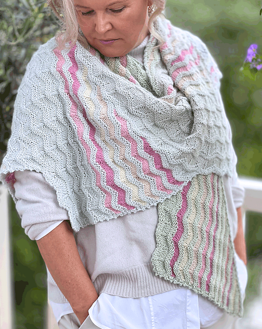 CAPRI shawl