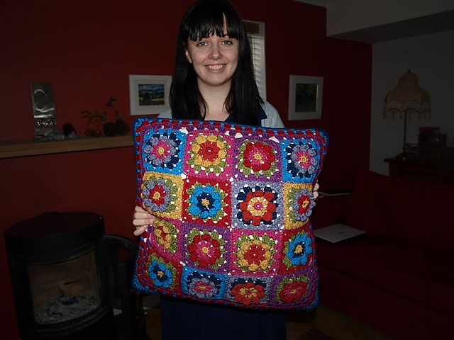 Coming up Roses (Colourful Cushion)