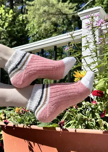 NEAPOLITINE ICE CREAM SHORTIES