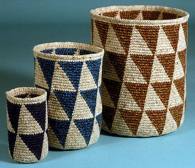 Ravelry Cylindrical Baskets pattern by Carol Ventura