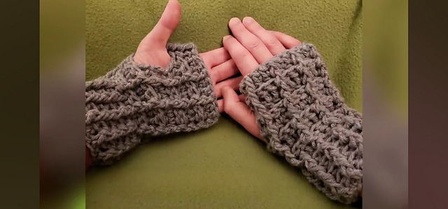 Waffle Stitch Fingerless Gloves