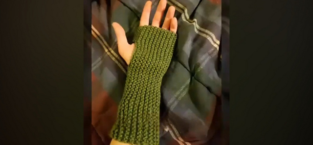 Knit Fingerless Gloves