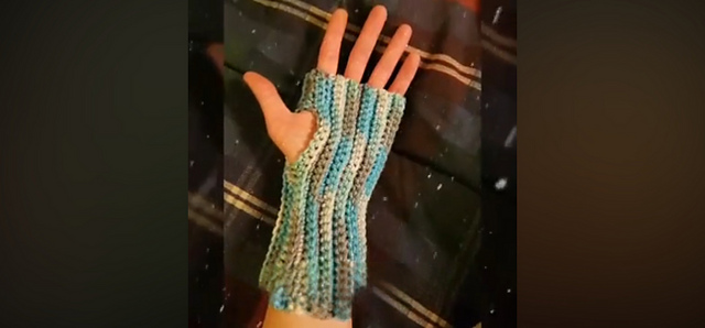 Fingerless Gloves