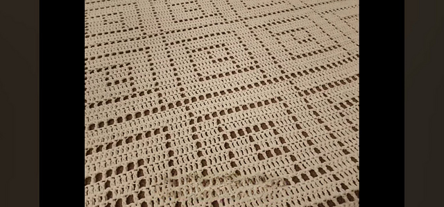 Log Cabin Filet Blanket
