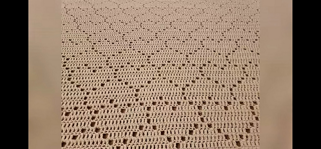 Tesselated Hearts Filet Blanket