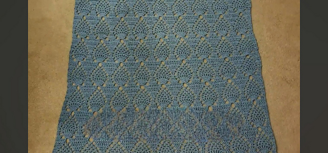 Pineapple Throw