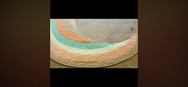 Swoop Shawl