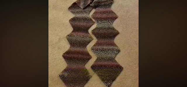 Linked Diamonds Scarf