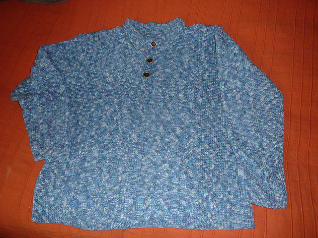 23. Miehen palmikkopusero