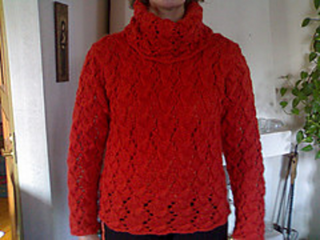 # 18 Mottle cable and ajouré pattern sweater