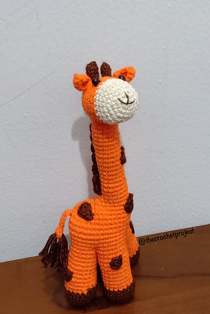 Cute giraffe amigurumi