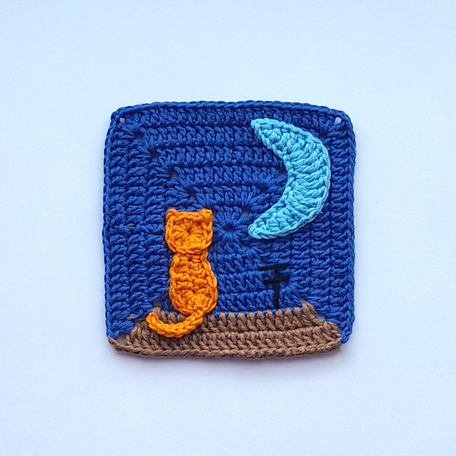 Granny Square Moon Cat