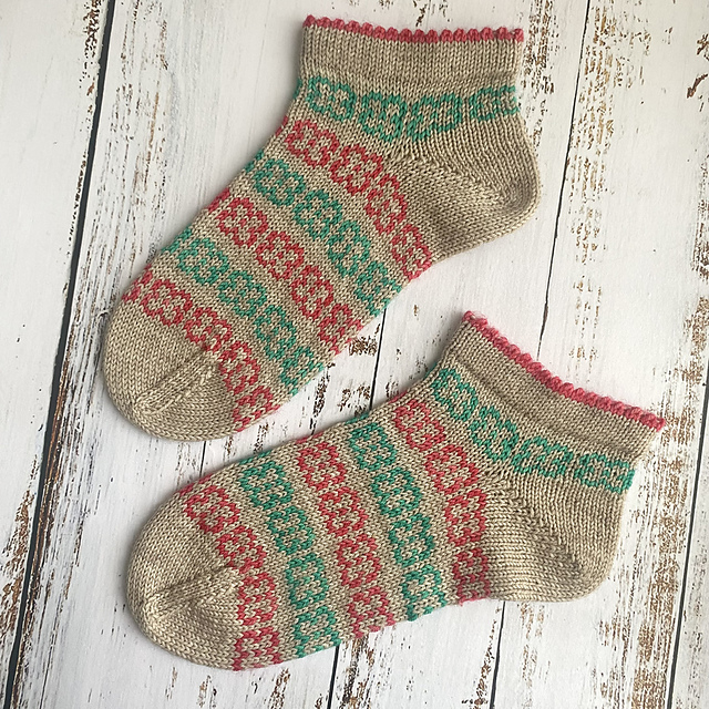Retro Bloom Socks