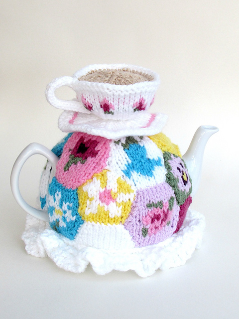 Granny Patchwork Tea Cosy