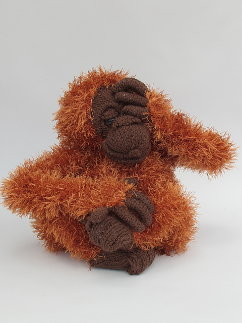 Orangutan tea cosy