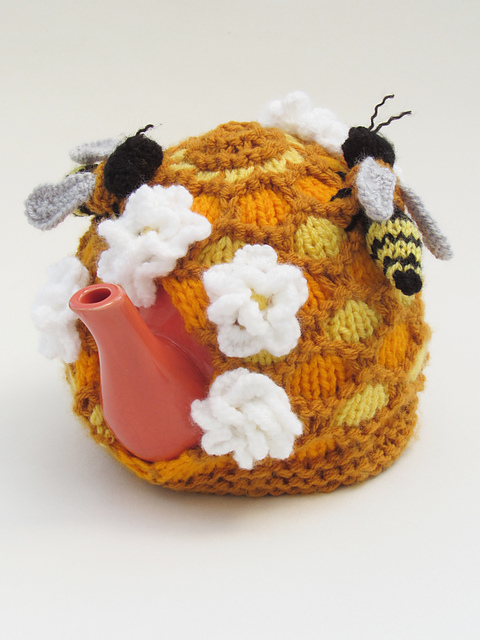 Oh Bee-Hive Tea Cosy