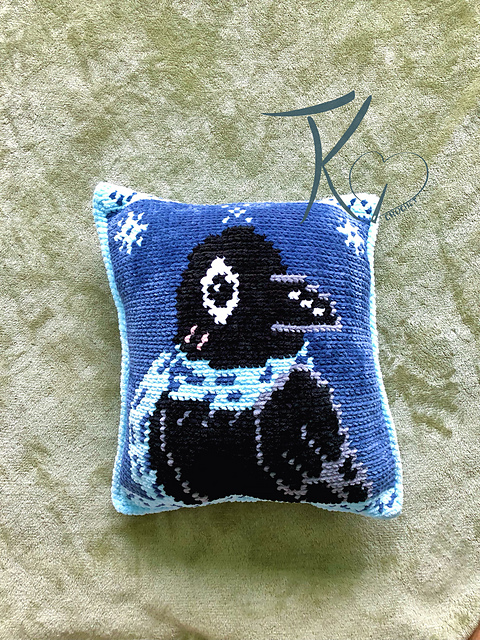 Crow pillow