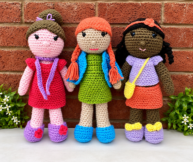 Dress Up Dolls