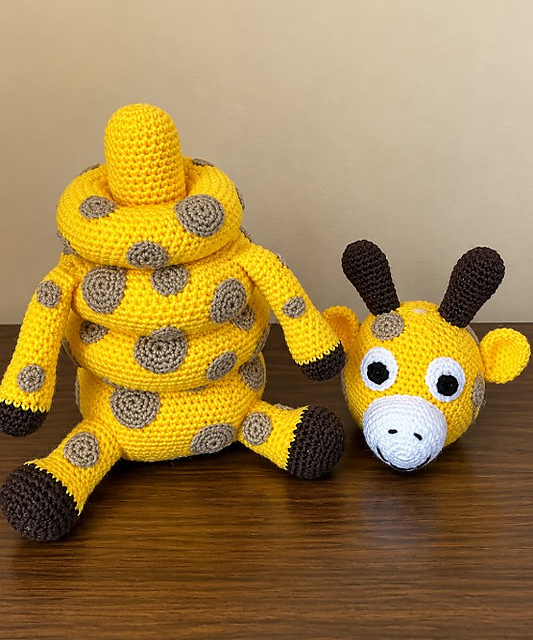 Ring Stacker - Giraffe