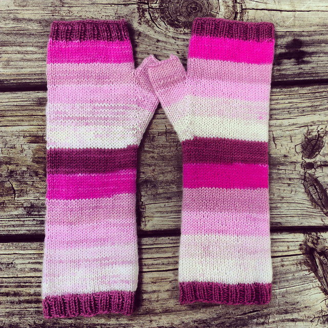 Stripey Mitts