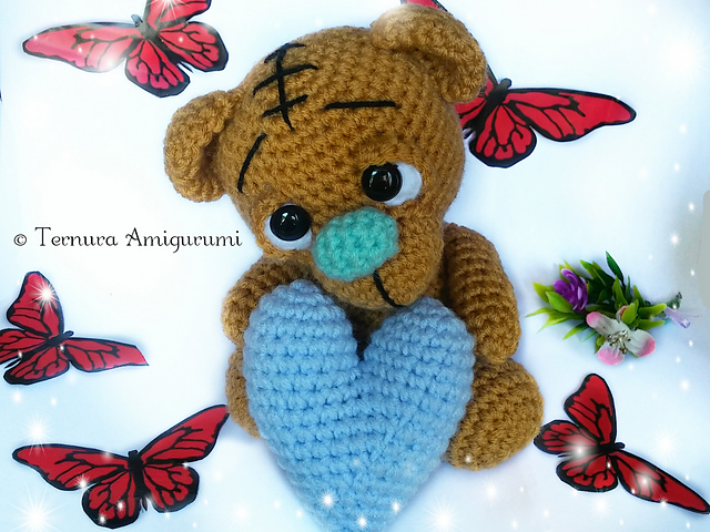 Valentine's day bear