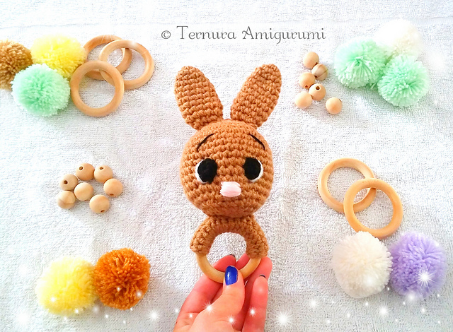 Rabbit toy rattle
