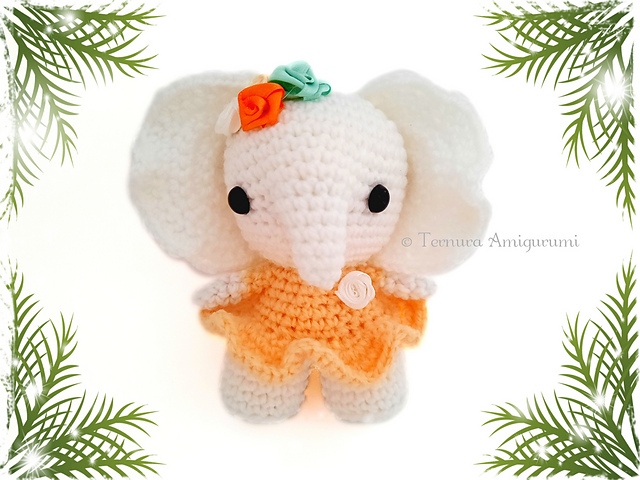 Bella the white elephant