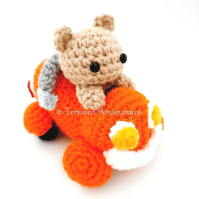 car with bear