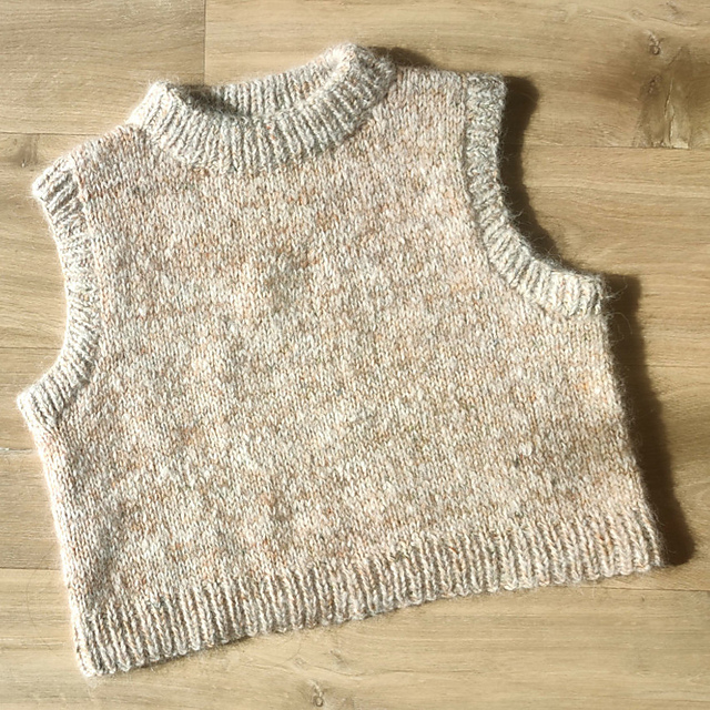 Ravelry: Trento Vest pattern by Terrifik knits