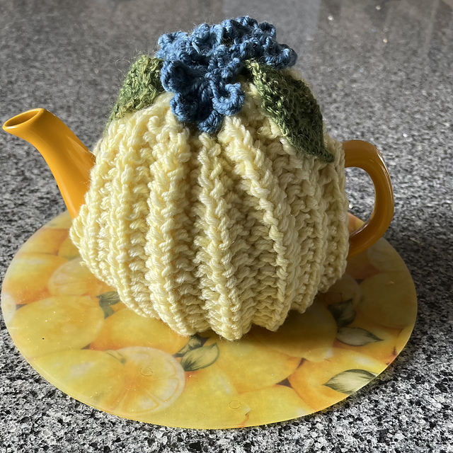 rib one cup tea cosy