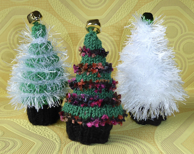 Christmas Tree Ferrero Rocher Chocolate Cosies